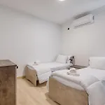 Apartament Sunsets, Silence & Style, Gozo With Terrace By 360 Estates Xlendi