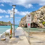 Apartament Sunsets, Silence & Style, Gozo With Terrace By 360 Estates