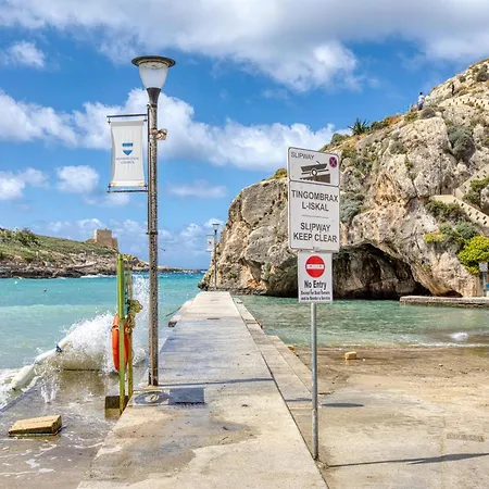 Appartement Sunsets, Silence & Style, Gozo With Terrace By 360 Estates