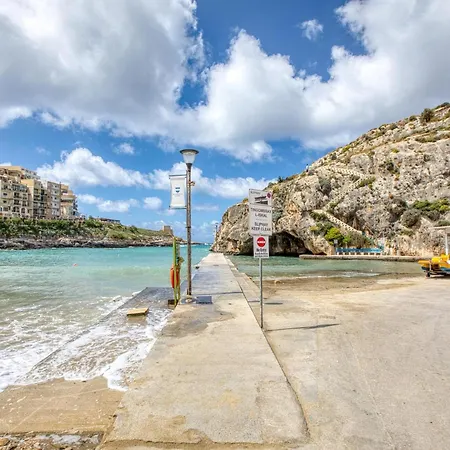 Appartement Sunsets, Silence & Style, Gozo With Terrace By 360 Estates Xlendi