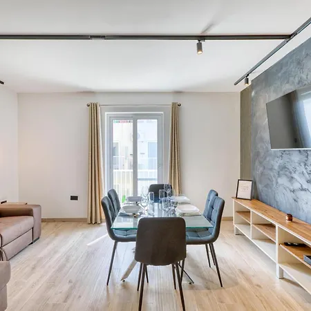 Sunsets, Silence & Style, Gozo With Terrace By 360 Estates * Xlendi