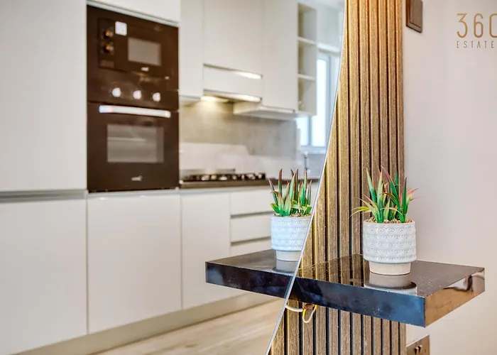 アパート Sunsets, Silence & Style, Gozo With Terrace By 360 Estates クレンディ