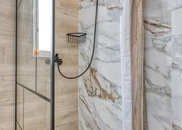 Sunsets, Silence & Style, Gozo With Terrace By 360 Estates アパート *